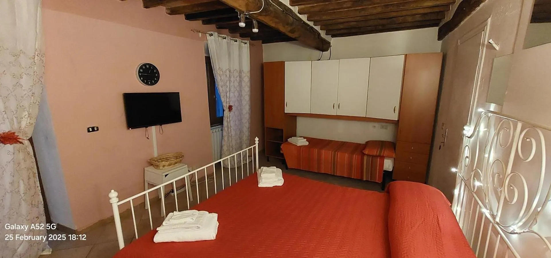 La Casa Tra I Castagni Villa Seravezza 0*,  Italy